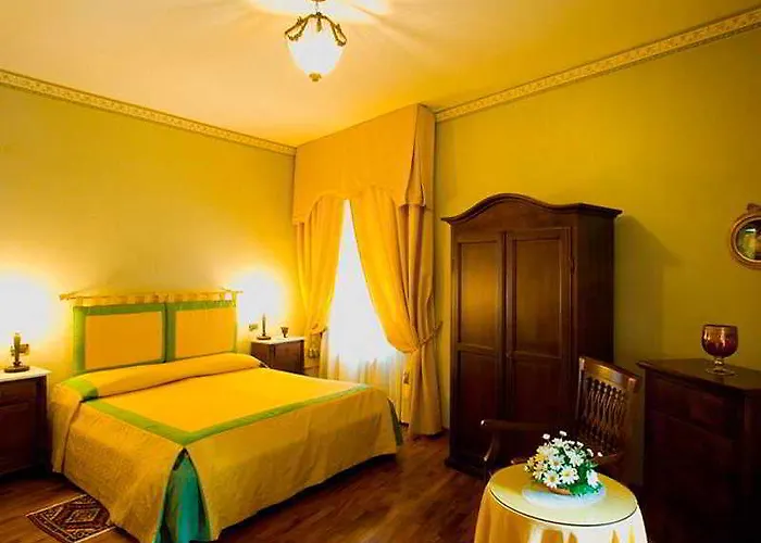 Ξενοδοχείο Ranieri 4*